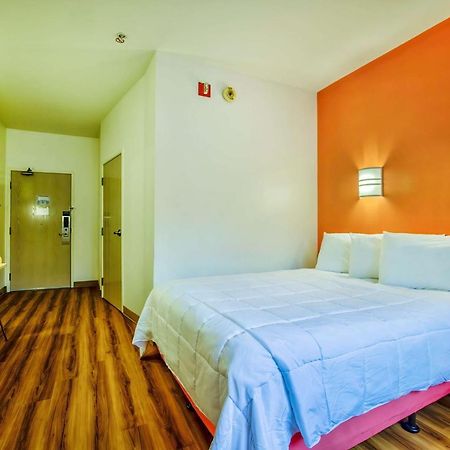 Motel 6-Burlington, On - Toronto West - Oakville Kültér fotó