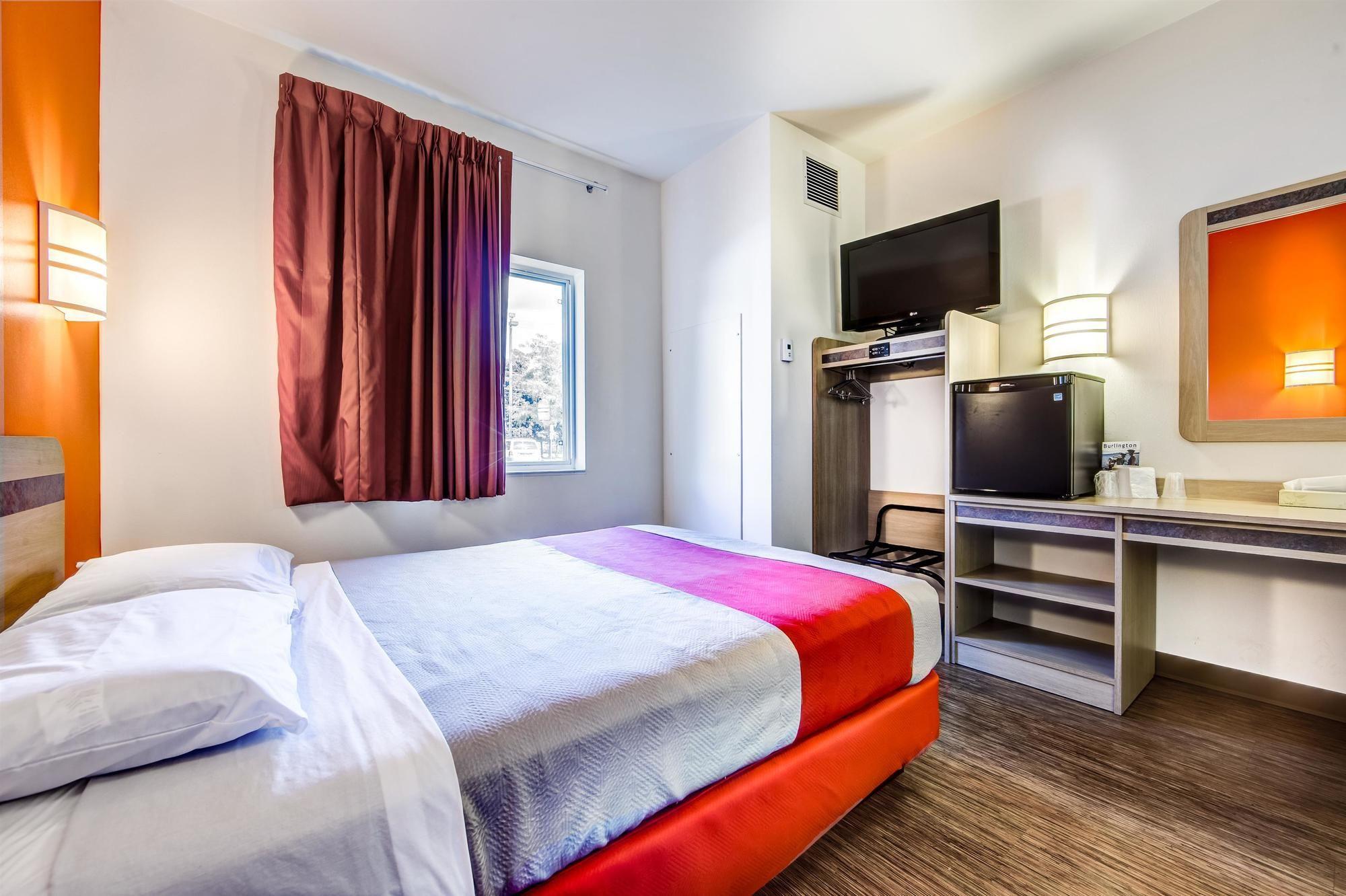 Motel 6-Burlington, On - Toronto West - Oakville Kültér fotó